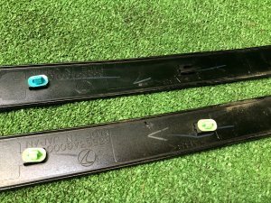 Frisos laterais SUBARU LEGACY OEM 63563AG000, 63563AG010 BP5 2004 BLACK 32J