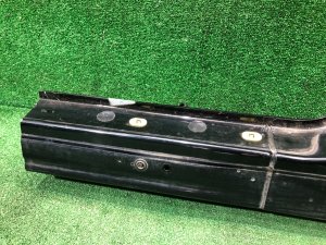 Painel inferior lateral direito SUBARU LEGACY OEM 51415AG0009P BP5 2004 BLACK 32J