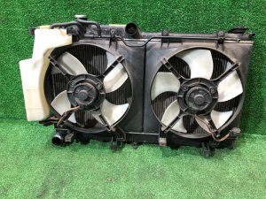 Radiador do motor SUBARU LEGACY OEM 45111AG030 BP5 2004 EJ20X AT