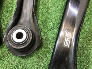 Brazos de suspensión traseros STI SUBARU LEGACY OEM 20250AG030, 20250AG040, 20250AE010, 20250AG000 BP5 2004 EJ20X AT