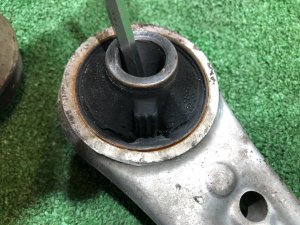 Brazos de suspensión delanteros SUBARU LEGACY OEM 20202AG110, 20202AG110 BP5 2004 EJ20X AT