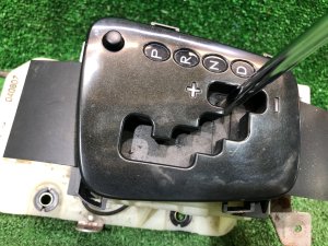 Selector de cambio automático SUBARU LEGACY OEM 35180AG000 BP5 2004