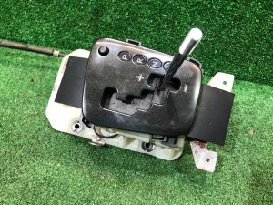 Selector de cambio automático SUBARU LEGACY OEM 35180AG000 BP5 2004