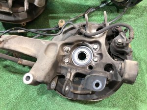 Cubos traseiros Алюминий SUBARU LEGACY OEM 26692AE020, 26692AE030, 26700AE080, 28473AG000 BP5 2004 EJ20X AT