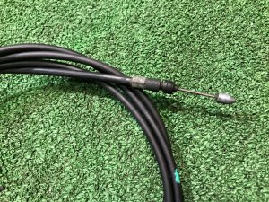 สายดึงฝากระโปรง SUBARU LEGACY OEM 57330AG080 BP5 2004 BLACK 32J