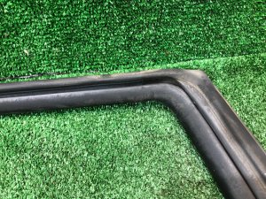 Junta de puerta izquierda SUBARU LEGACY OEM 63521AG010 BP5 2004 BLACK 32J