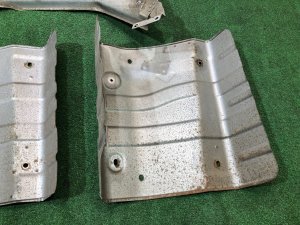 マフラーヒートシールド SUBARU LEGACY OEM 59024AG071, 59024AG061 BP5 2004 EJ20X AT