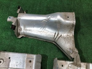 マフラーヒートシールド SUBARU LEGACY OEM 59024AG071, 59024AG061 BP5 2004 EJ20X AT