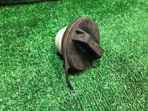 フューエルキャップ SUBARU LEGACY OEM 42031SA020 BP5 2004 BLACK 32J