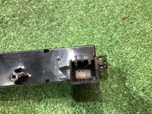 Reloj y ordenador de a bordo SUBARU LEGACY OEM 85201AG010 BP5 2004 EJ20X AT