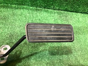 Pedal del acelerador SUBARU LEGACY OEM 36010AG000 BP5 2004 BLACK 32J