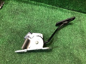 Pedal del acelerador SUBARU LEGACY OEM 36010AG000 BP5 2004 BLACK 32J
