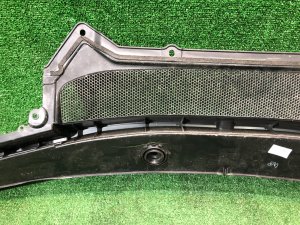 前风挡下饰板 LAND ROVER RANGE ROVER SPORT OEM HPLA-4105-A, HPLA-4105-B L494 2019