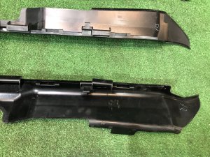 Fixações da alcatifa SUBARU LEGACY OEM 95011AG300JC, 129SIL005, 129SIL006 BP5 2004 BLACK 32J