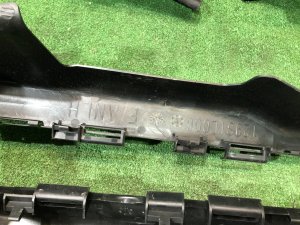 Fixações da alcatifa SUBARU LEGACY OEM 95011AG300JC, 129SIL005, 129SIL006 BP5 2004 BLACK 32J