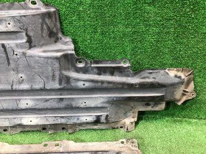 底盘护板 SUBARU LEVORG OEM 56411SG010, 56411SG000 VM4 2016 Blue Pearl K3X