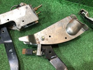 踏板 комплект SUBARU LEGACY OEM 36015AE010, 36013AE070, 36011AE000 BE5 1999 BLACK 47A, 88H