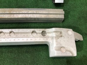 Reforço do para-choques dianteiro SUBARU FORESTER OEM 57712SA190, 57705SA031 SG5 2004