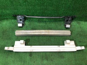Reforço do para-choques dianteiro SUBARU FORESTER OEM 57712SA190, 57705SA031 SG5 2004