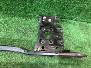 Reforço do para-choques dianteiro SUBARU FORESTER OEM 57712SA190, 57705SA031 SG5 2004