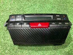Climate control unit SUBARU LEGACY OEM 72311AJ050 BR9 BRG BRM 2011 EJ255