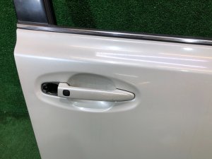 Puerta delantera derecha SUBARU LEGACY OEM 60009AJ0209P BR9 BRG BRM 2011 White Pearl 37J