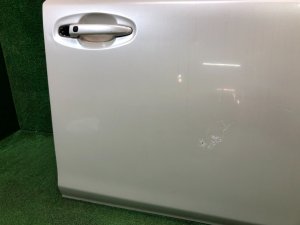 Puerta delantera derecha SUBARU LEGACY OEM 60009AJ0209P BR9 BRG BRM 2011 White Pearl 37J