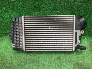 インタークーラー SUBARU LEGACY OEM 21821AA060, 21821AA061 BR9 BRG BRM 2011 EJ255