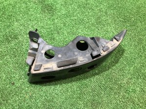 右リアバンパーステー под стопом SUBARU LEGACY OEM 57707AJ120 BR9 BRG BRM 2011 White Pearl 37J