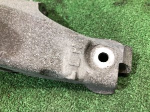 Крепления акпп SUBARU LEGACY OEM 30450AA021, 30450AA031 BR9 BRG BRM 2011