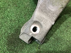 Крепления акпп SUBARU LEGACY OEM 30450AA021, 30450AA031 BR9 BRG BRM 2011