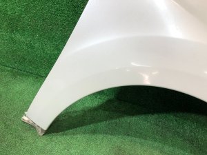 Guarda-lamas dianteiro direito SUBARU LEGACY OEM 57120AJ0209P BR9 BRG BRM 2011 White Pearl 37J