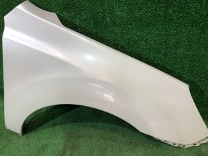 Guarda-lamas dianteiro direito SUBARU LEGACY OEM 57120AJ0209P BR9 BRG BRM 2011 White Pearl 37J