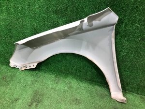 Guarda-lamas dianteiro direito SUBARU LEGACY OEM 57120AJ0209P BR9 BRG BRM 2011 White Pearl 37J