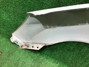 Guarda-lamas dianteiro direito SUBARU LEGACY OEM 57120AJ0209P BR9 BRG BRM 2011 White Pearl 37J