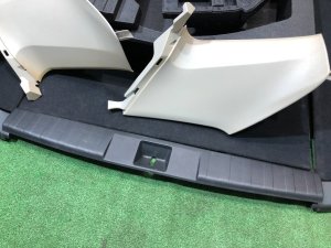 Boot trim SUBARU LEGACY OEM 94013AJ040ME, 94027AJ120VH, 94027AJ030VH, 95011AJ031VH BR9 BRG BRM 2011 White Pearl 37J