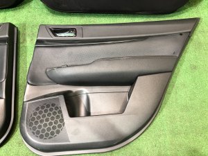 Paneles de puerta комплект SUBARU LEGACY OEM 94212AJ080VH, 94212AJ090VH, 94222AJ080VH, 94222AJ090VH BR9 BRG BRM 2011 White Pearl 37J