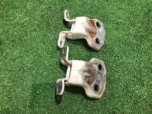 右前门铰链 SUBARU LEGACY OEM 60079AG000, 60079AG010 BR9 BRG BRM 2011 White Pearl 37J