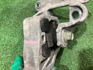 Engine mounts SUBARU LEGACY OEM 41022AJ111, 41022AJ030 BR9 BRG BRM 2011 EJ255
