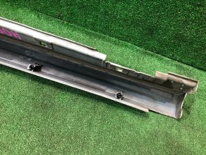 右サイドシル SUBARU LEGACY OEM 96051AJ020WU BR9 BRG BRM 2011 White Pearl 37J