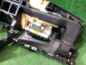 คอนโซลหน้า SUBARU LEGACY OEM 66050AJ000 BR9 BRG BRM 2011 White Pearl 37J
