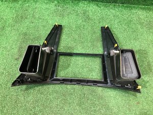 กรอบวิทยุ SUBARU LEGACY OEM 66064AJ040 BR9 2011 White Pearl 37J