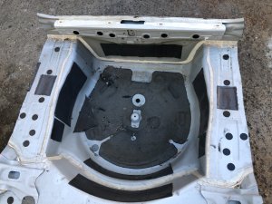 备胎槽 SUBARU LEGACY OEM 52122YC0529P, 52401AJ0209P, 52150YC2109P, 52150YC2209P BMG 2013 White Pearl 37J