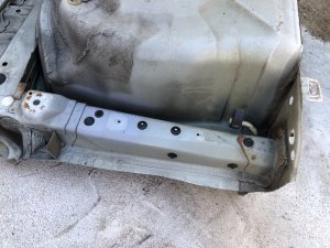 备胎槽 SUBARU LEGACY OEM 52122YC0529P, 52401AJ0209P, 52150YC2109P, 52150YC2209P BMG 2013 White Pearl 37J