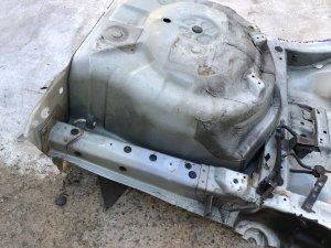 备胎槽 SUBARU LEGACY OEM 52122YC0529P, 52401AJ0209P, 52150YC2109P, 52150YC2209P BMG 2013 White Pearl 37J