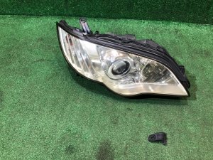 Right headlight 84001AG340 SUBARU LEGACY
