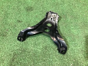 フロントグリルブラケット SUBARU LEGACY OEM 91165AE130 BH5 2002 SILVER 01G