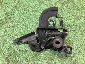 ボンネットロック SUBARU LANCASTER OEM 57310AE000 BHE 2000 Beige 8L5