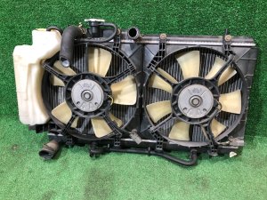 Engine radiator 45111AE060, 45131AE010, 73310AE010 SUBARU LANCASTER