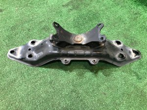 คานรองเกียร์ 41022AG100 41011AG020 SUBARU EXIGA